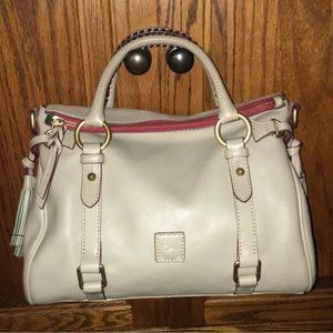 Dooney & Bourke NWOT Florentine Satchel in Light Taupe with Strap